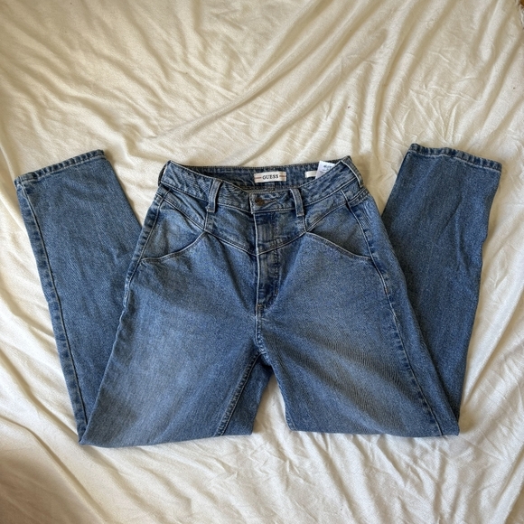 Guess Blue Mom Jeans - Picture 2 of 7